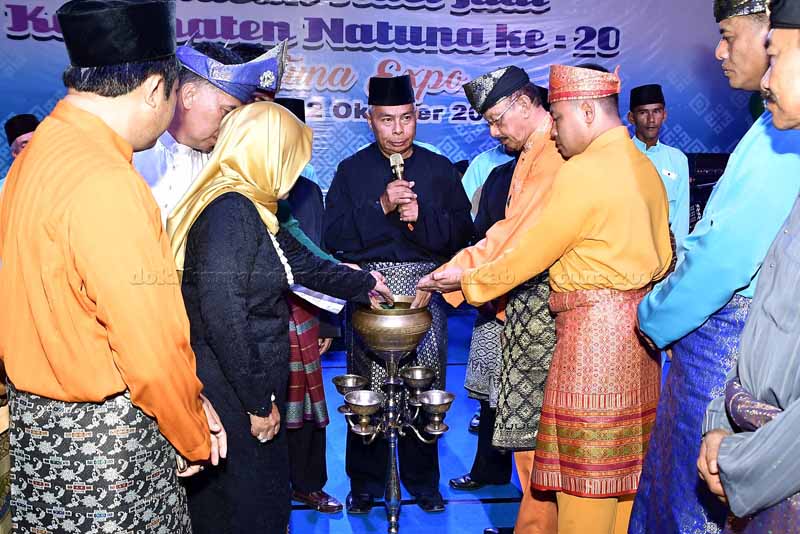 Foto Galeri Malam Penutupan Pekan Expo Semarak Hari Jadi Kabupaten Natuna ke 20 Tahun 2019